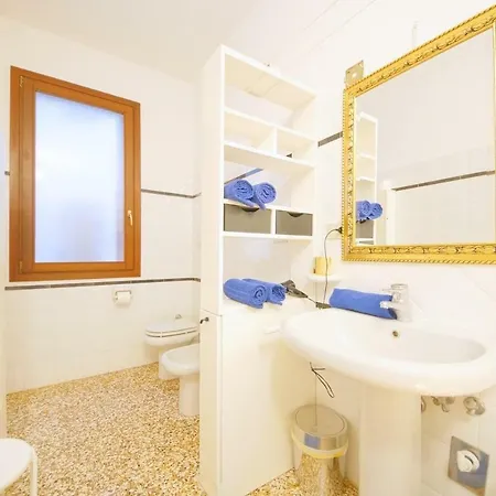 Santa Marina Rialto Apartment